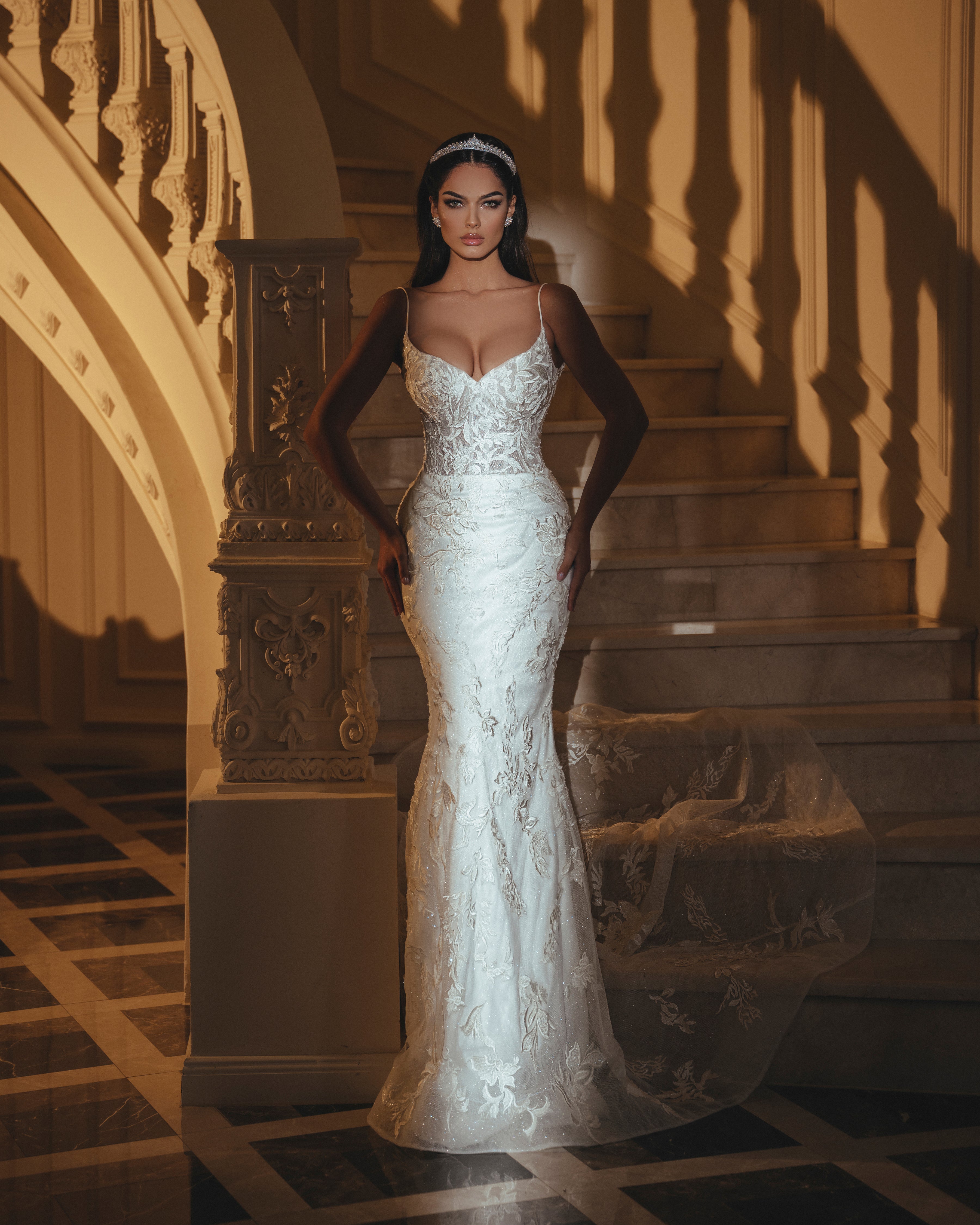 MERMAID LONG TAIL DRESS BLERTA DUJAKA MERMAID LONG TAIL DRESS BLERTA DUJAKA